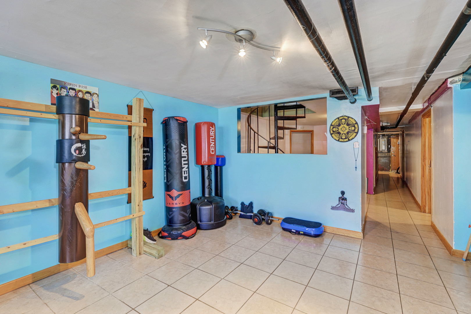 2016 N Kilbourn Avenue Property Photo 34