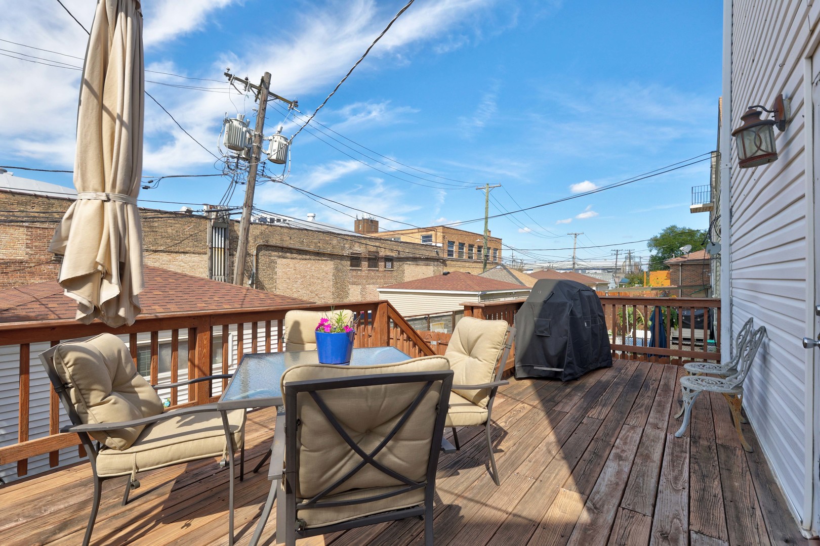 2016 N Kilbourn Avenue Property Photo 39