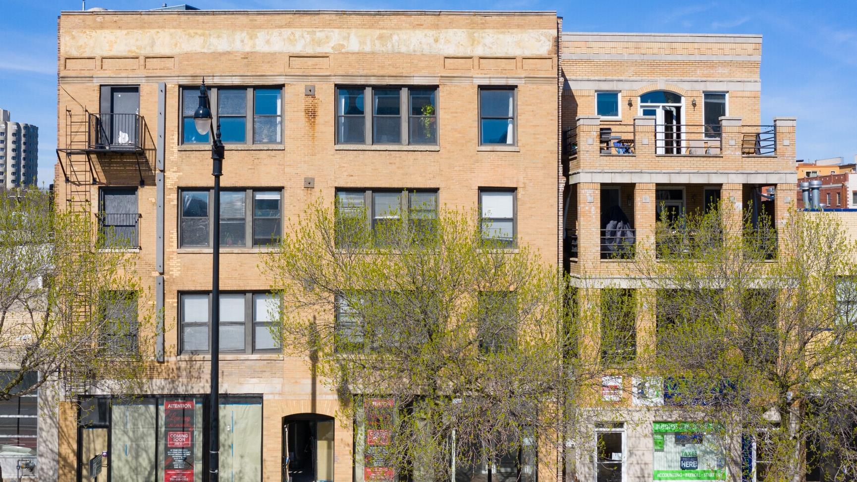 2010 S Wabash Avenue Property Photo 2