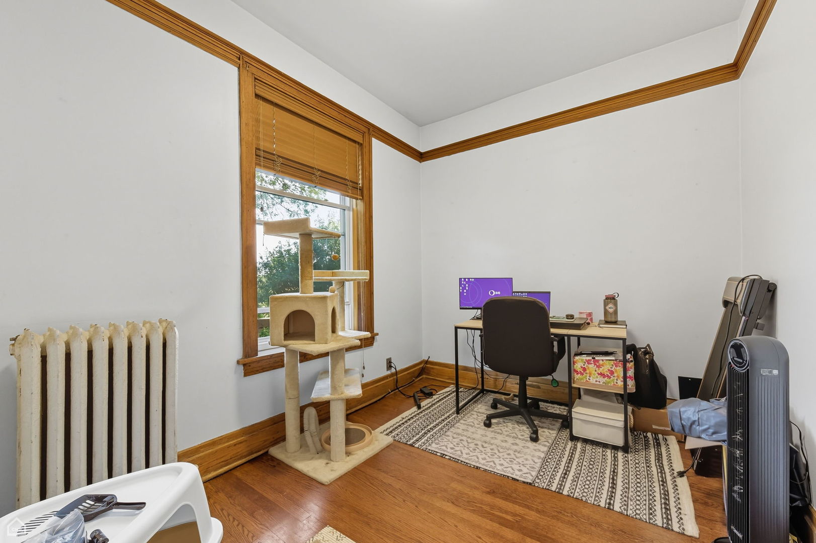 2337 N Sawyer Avenue Property Photo 8