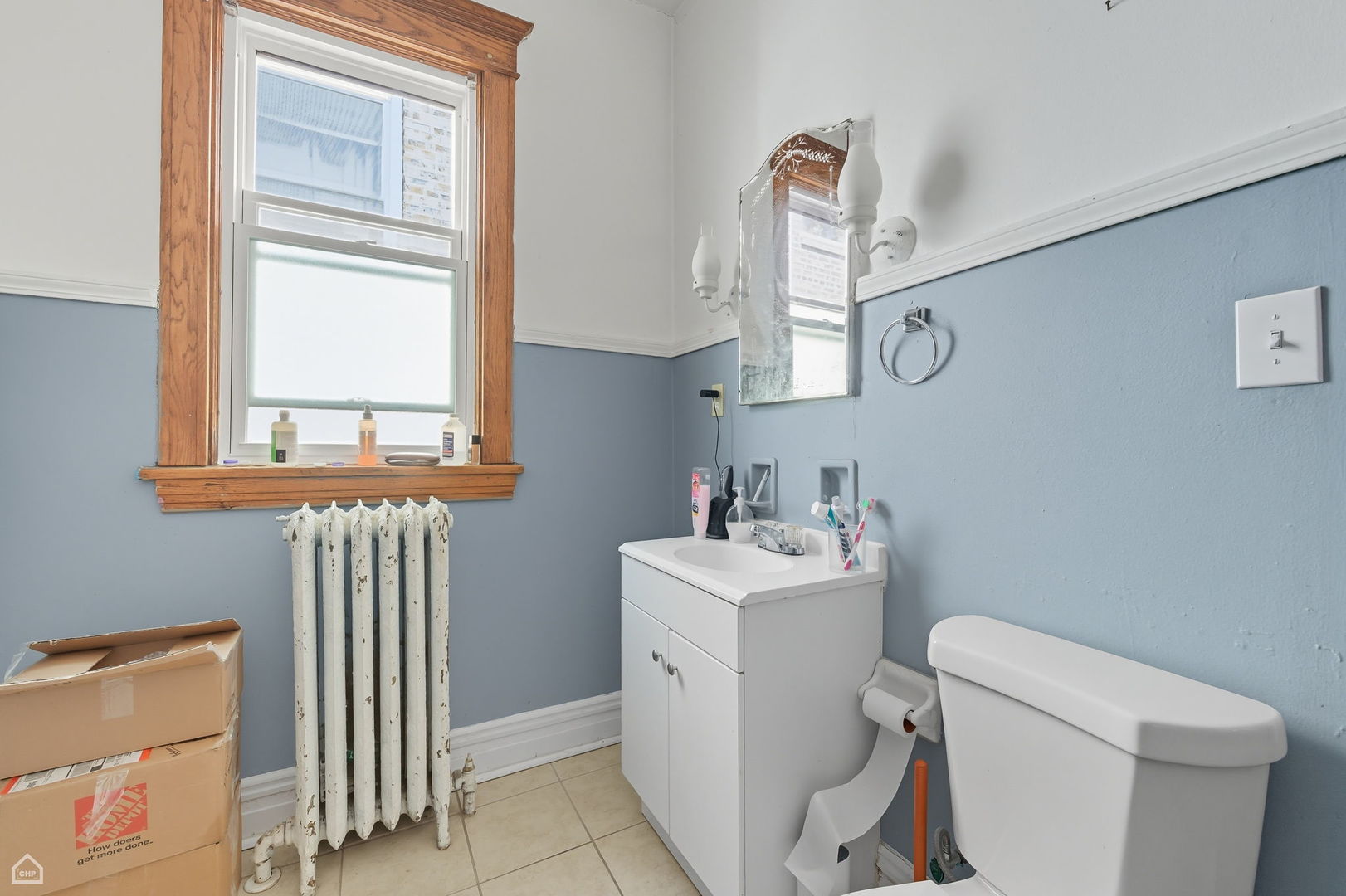 2337 N Sawyer Avenue Property Photo 27