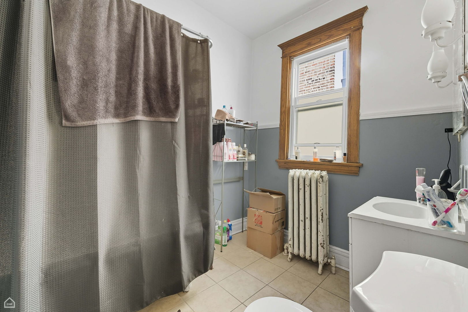 2337 N Sawyer Avenue Property Photo 28