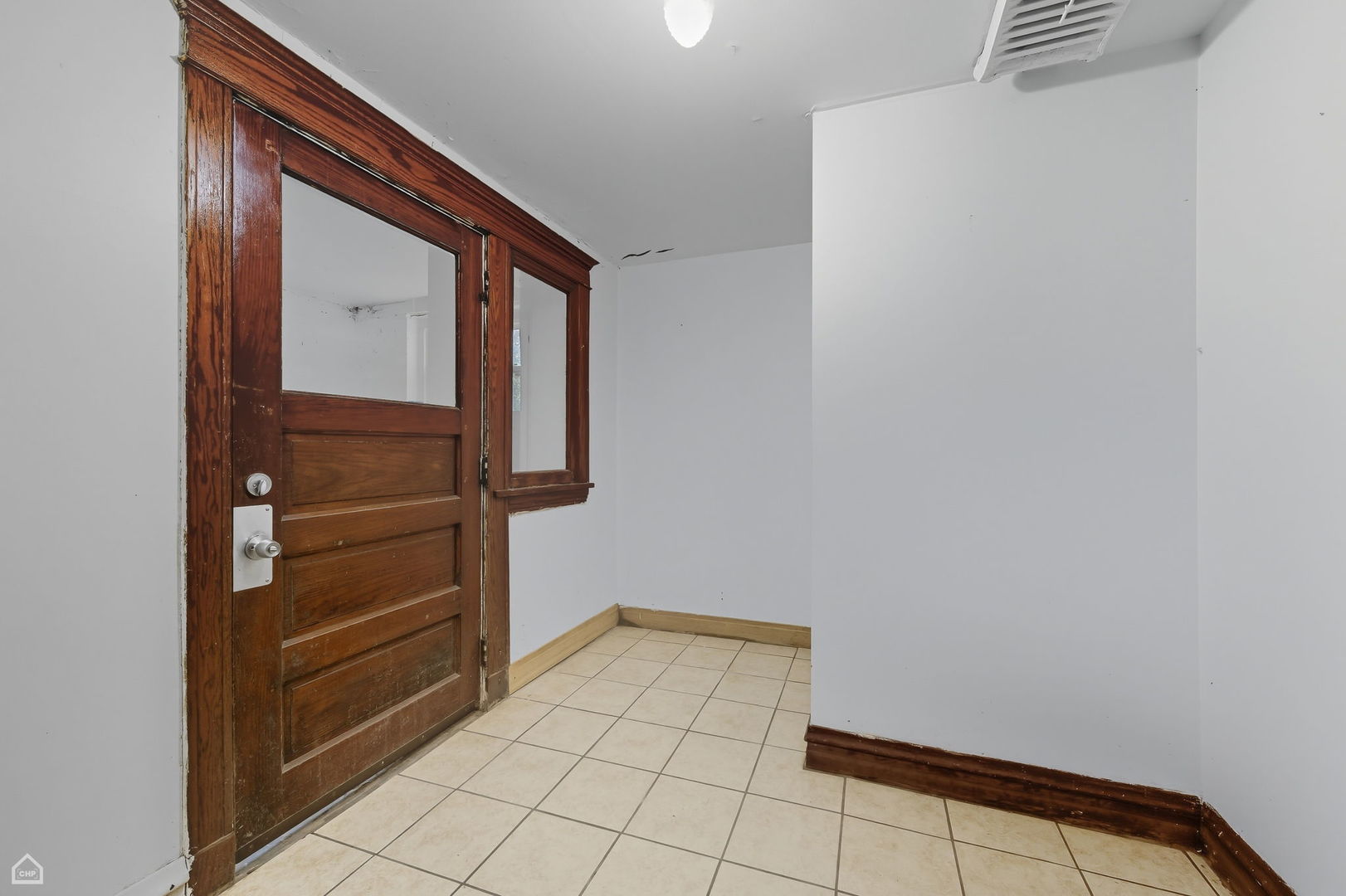 2337 N Sawyer Avenue Property Photo 29