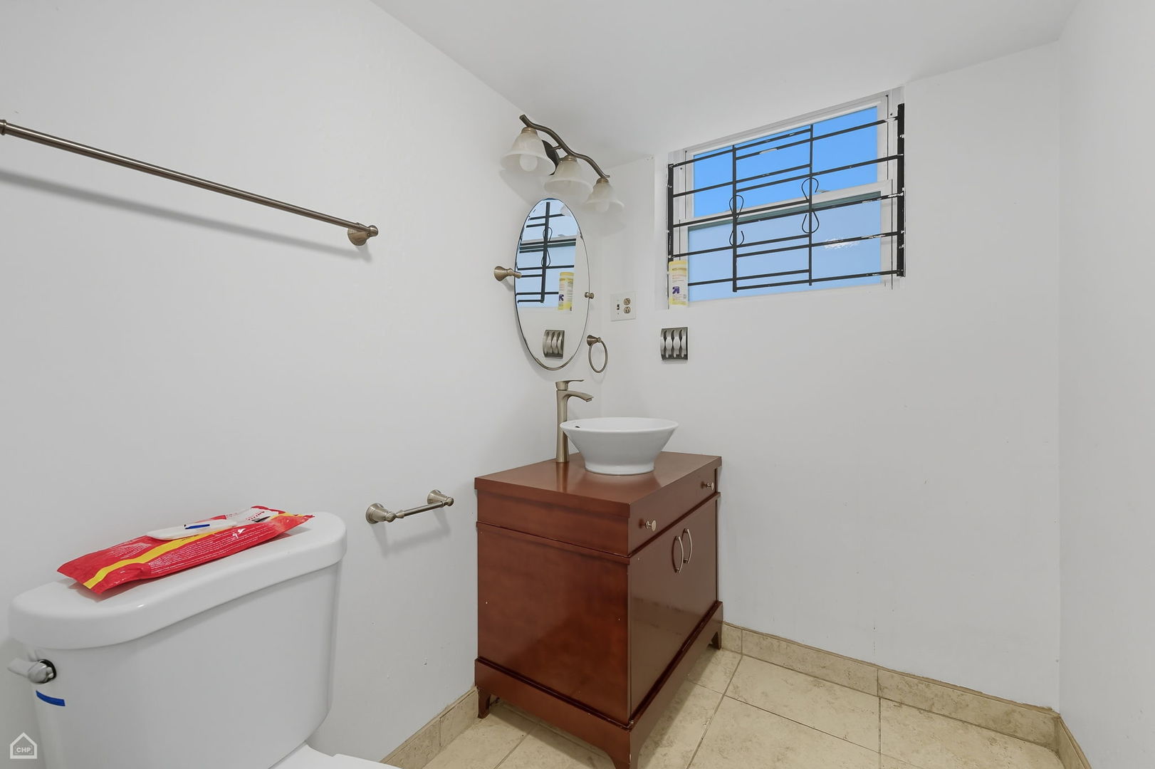 2337 N Sawyer Avenue Property Photo 33