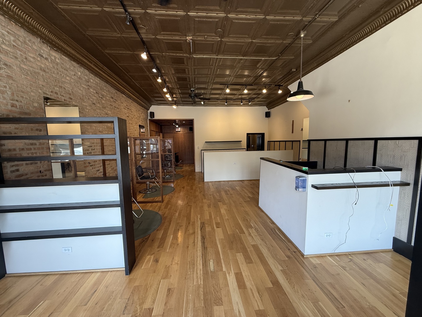 2545 N Milwaukee Avenue Property Photo 4