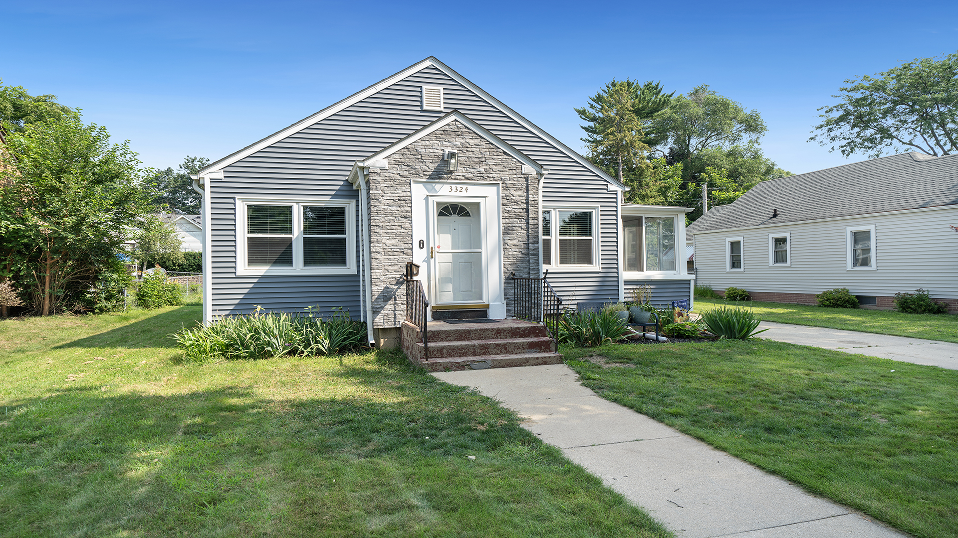 3324 Minnesota Drive