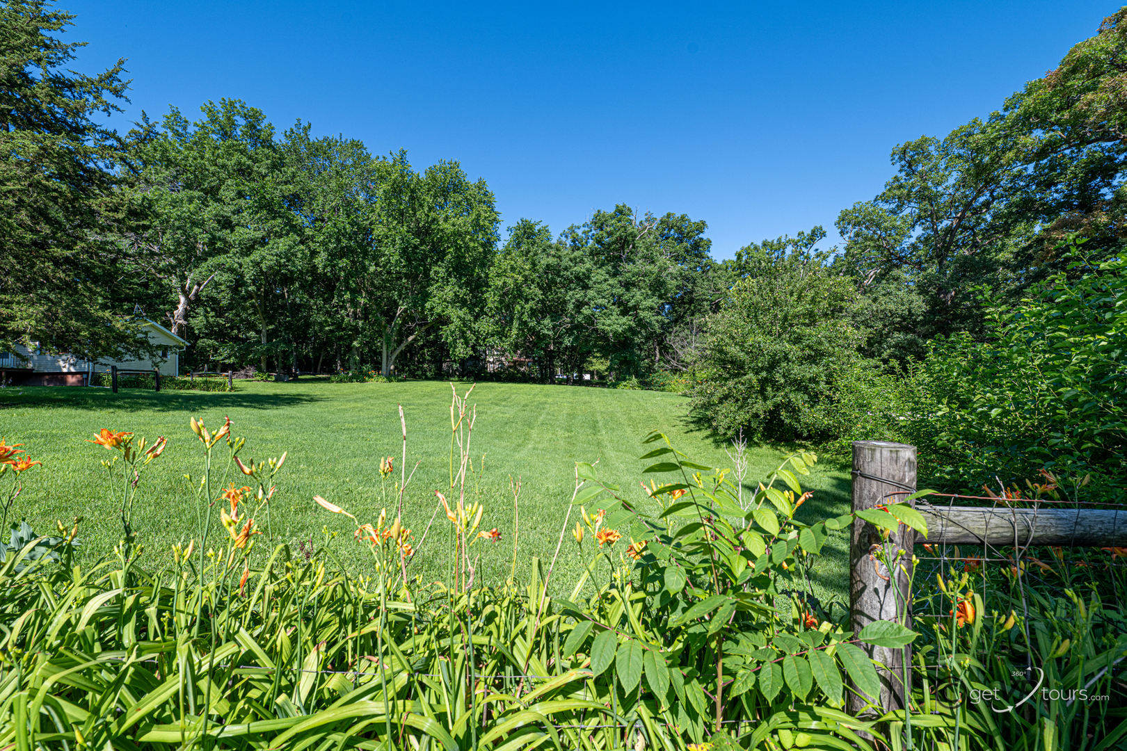 46 Oak Valley Drive Property Photo 12