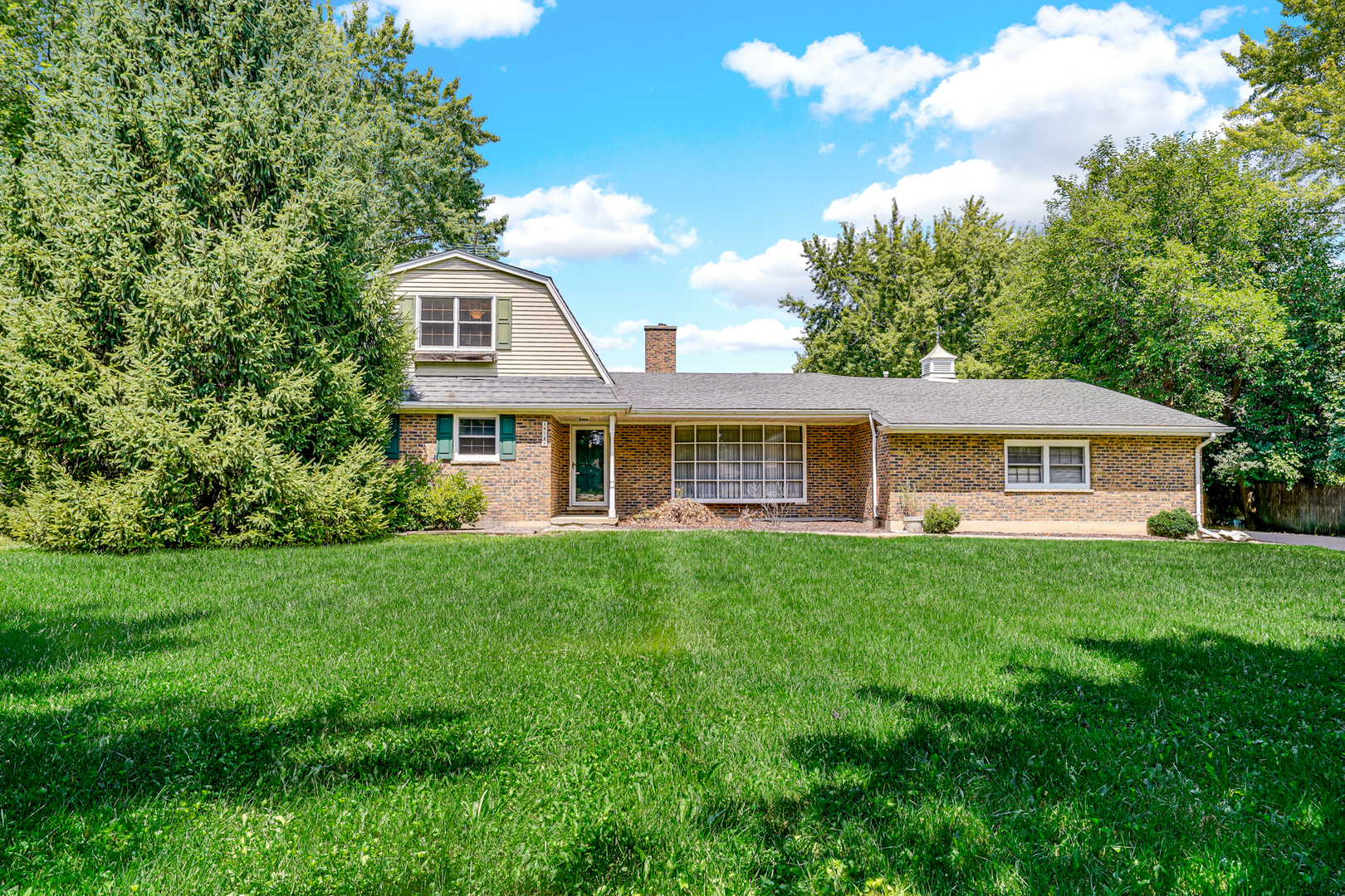 18740 W Maple Avenue Property Photo 1