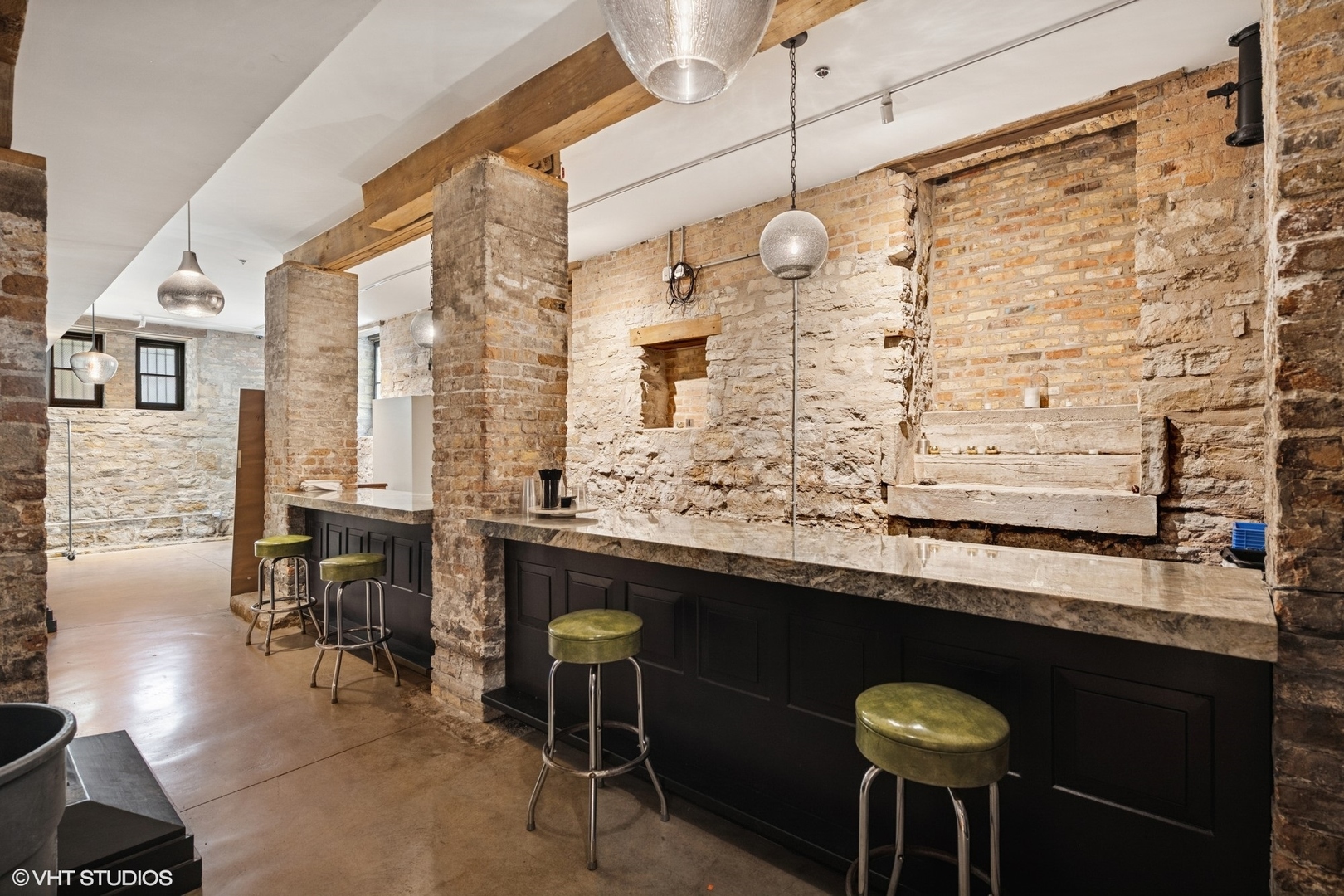 201 S Ashland Avenue Property Photo 27