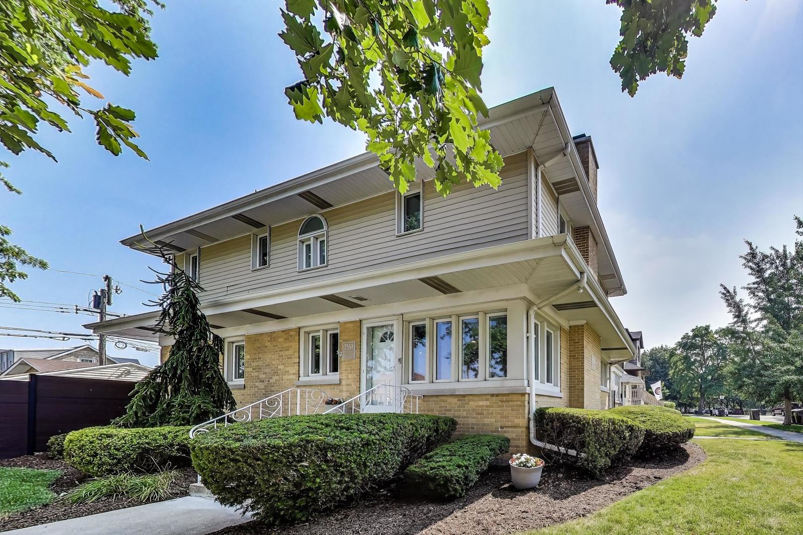 7558 W Bryn Mawr Avenue Property Photo 1