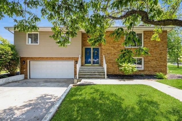 504 N Brookview Dr Property Photo 1