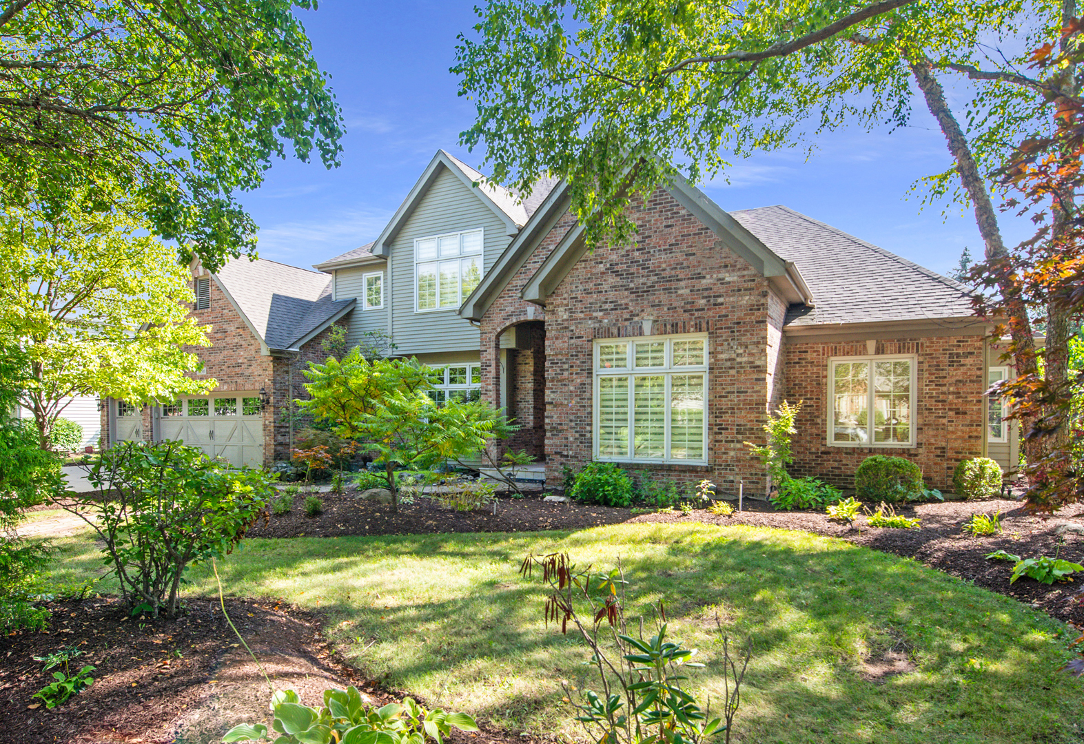 1736 Robert Lane Property Photo 1