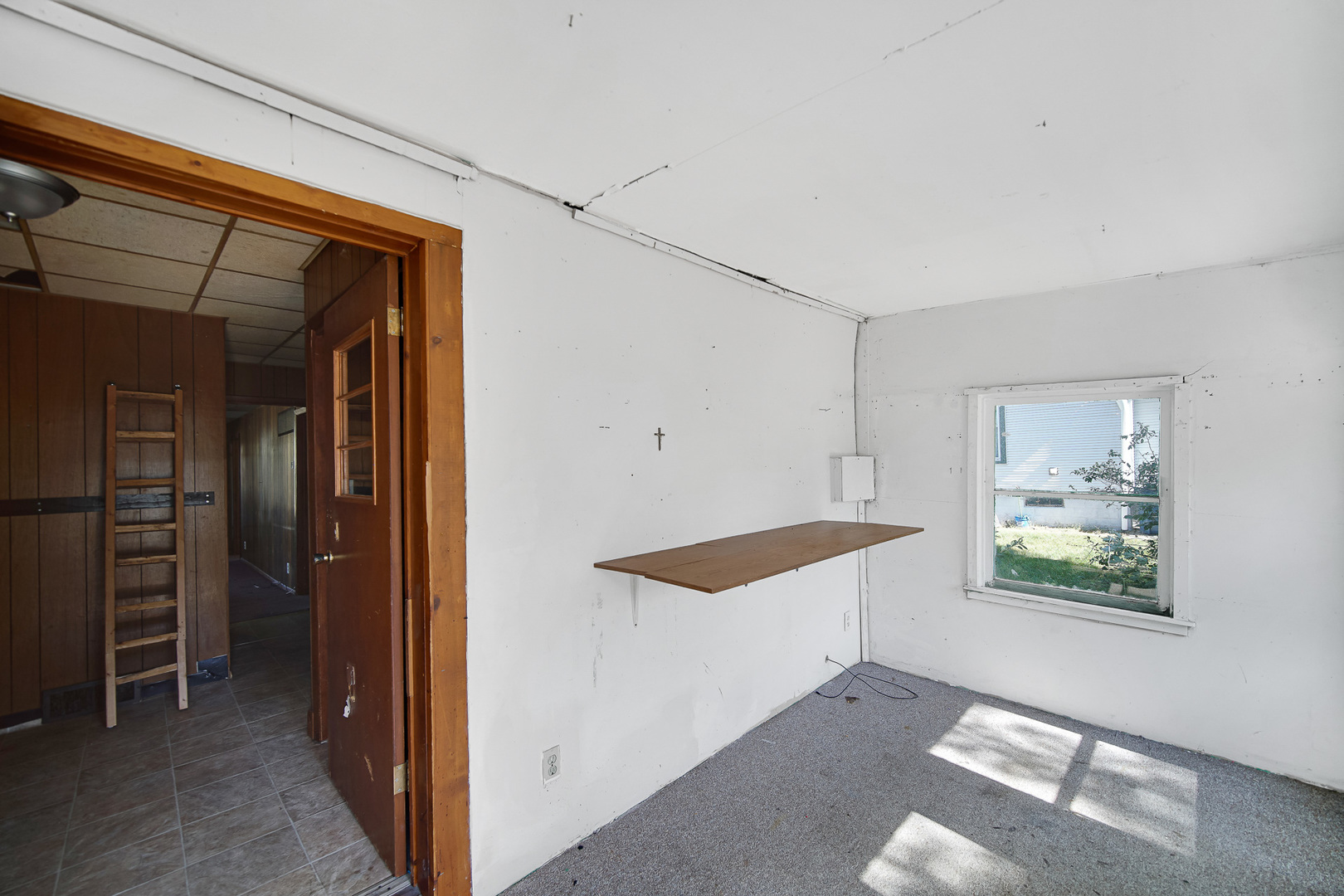 123 W Waupansie Street Property Photo 11