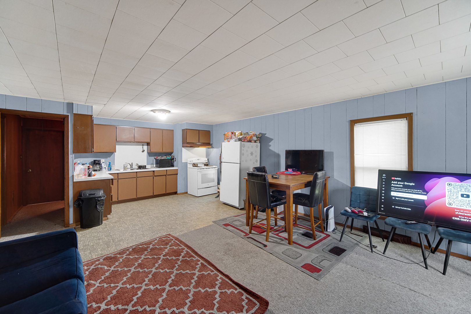 123 W Waupansie Street Property Photo 12