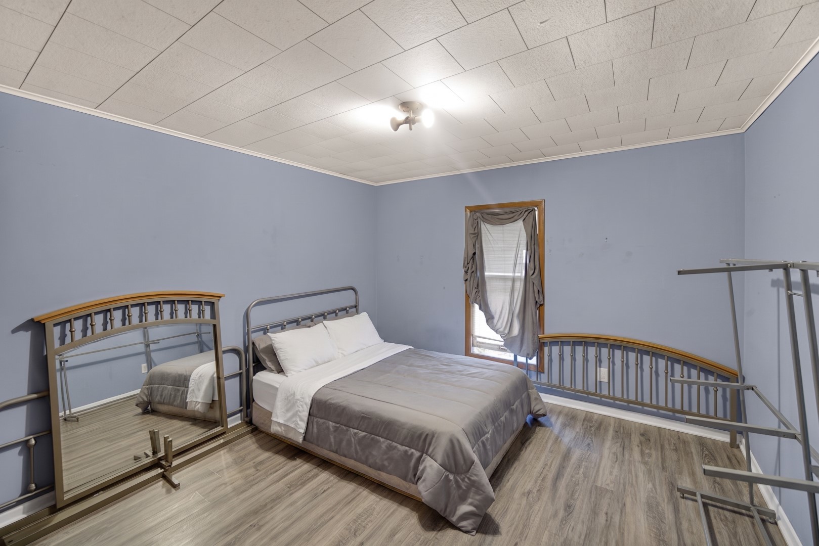 123 W Waupansie Street Property Photo 15