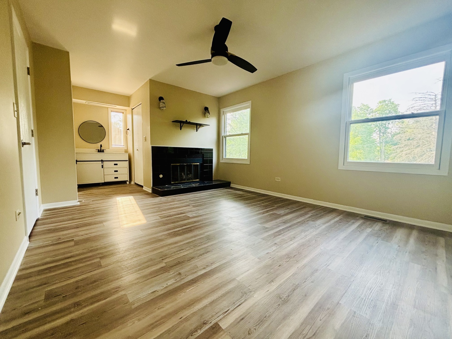 325 Shadowbend Drive Property Photo 14