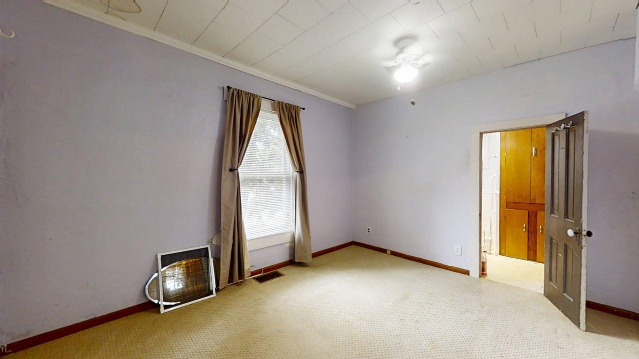 320 N Main Street Property Photo 21