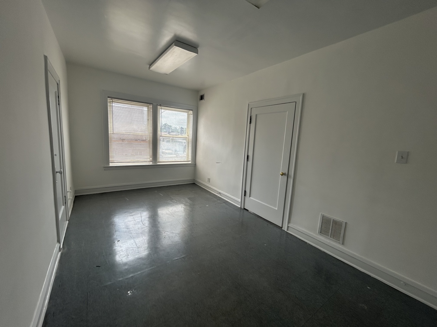 9453 S Ashland Avenue 14 Property Photo 6