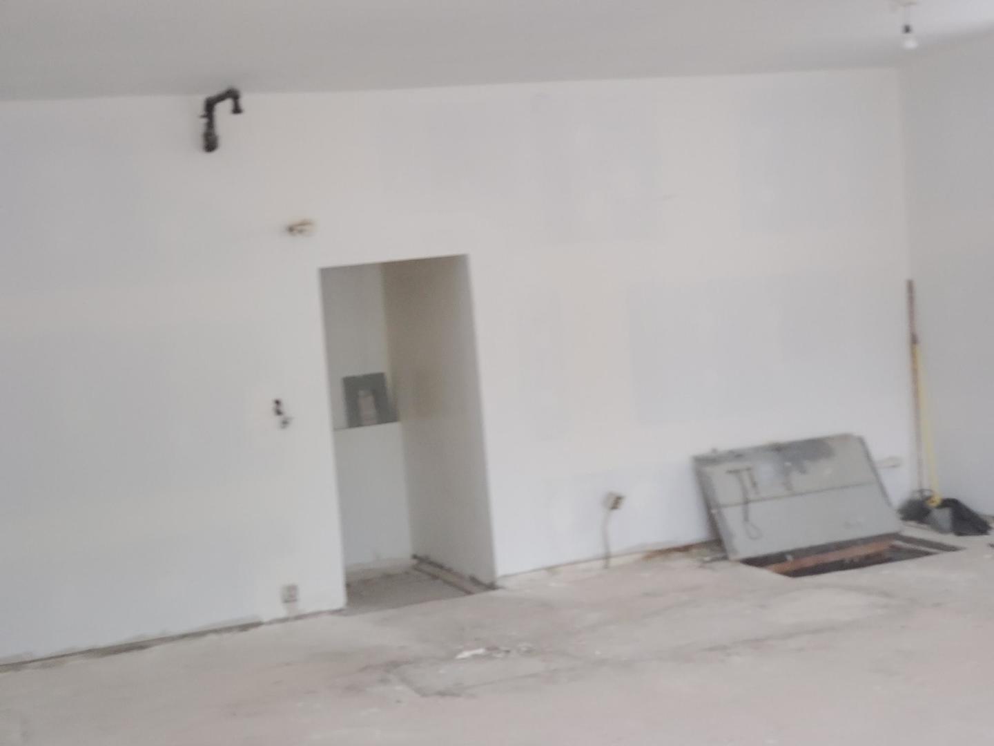 10000 S Michigan Avenue Property Photo 6