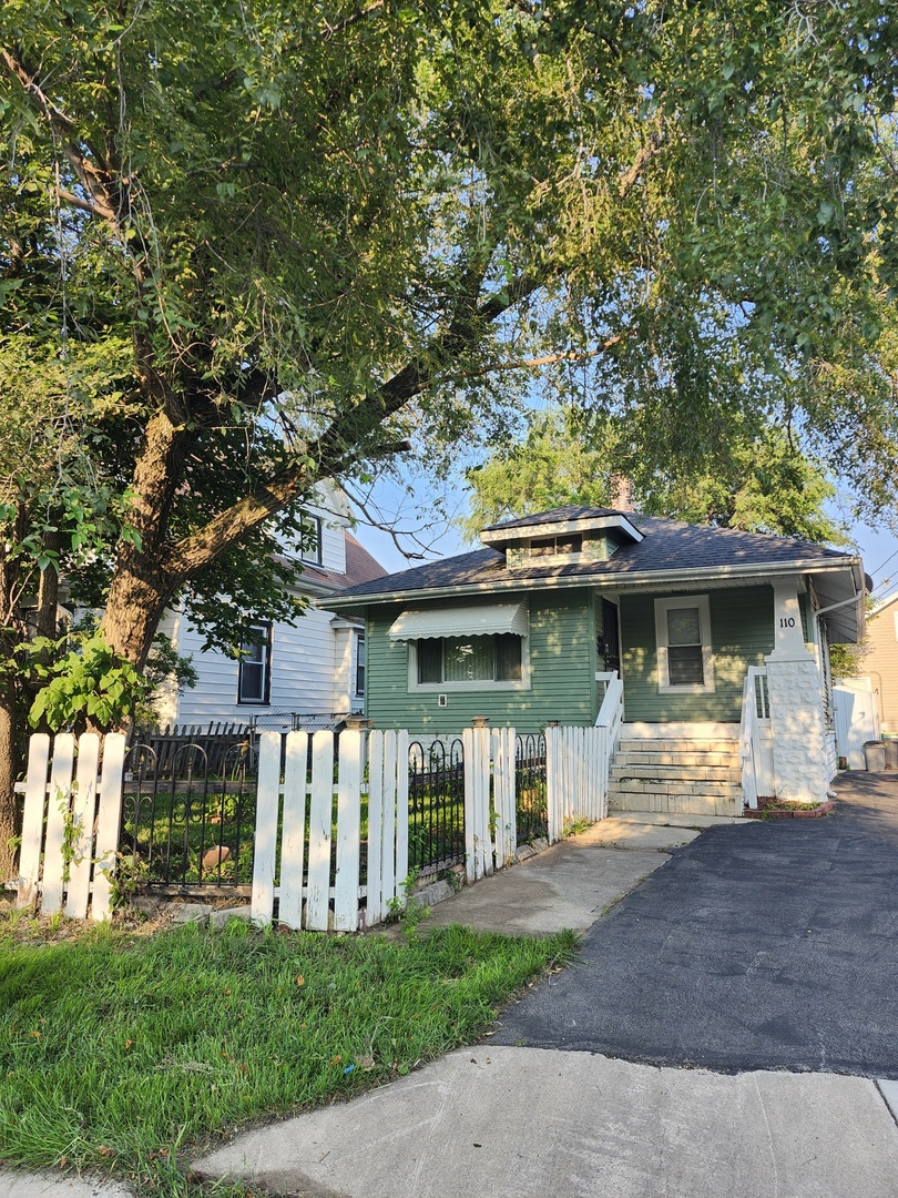 110 Arizona Avenue Property Photo 1