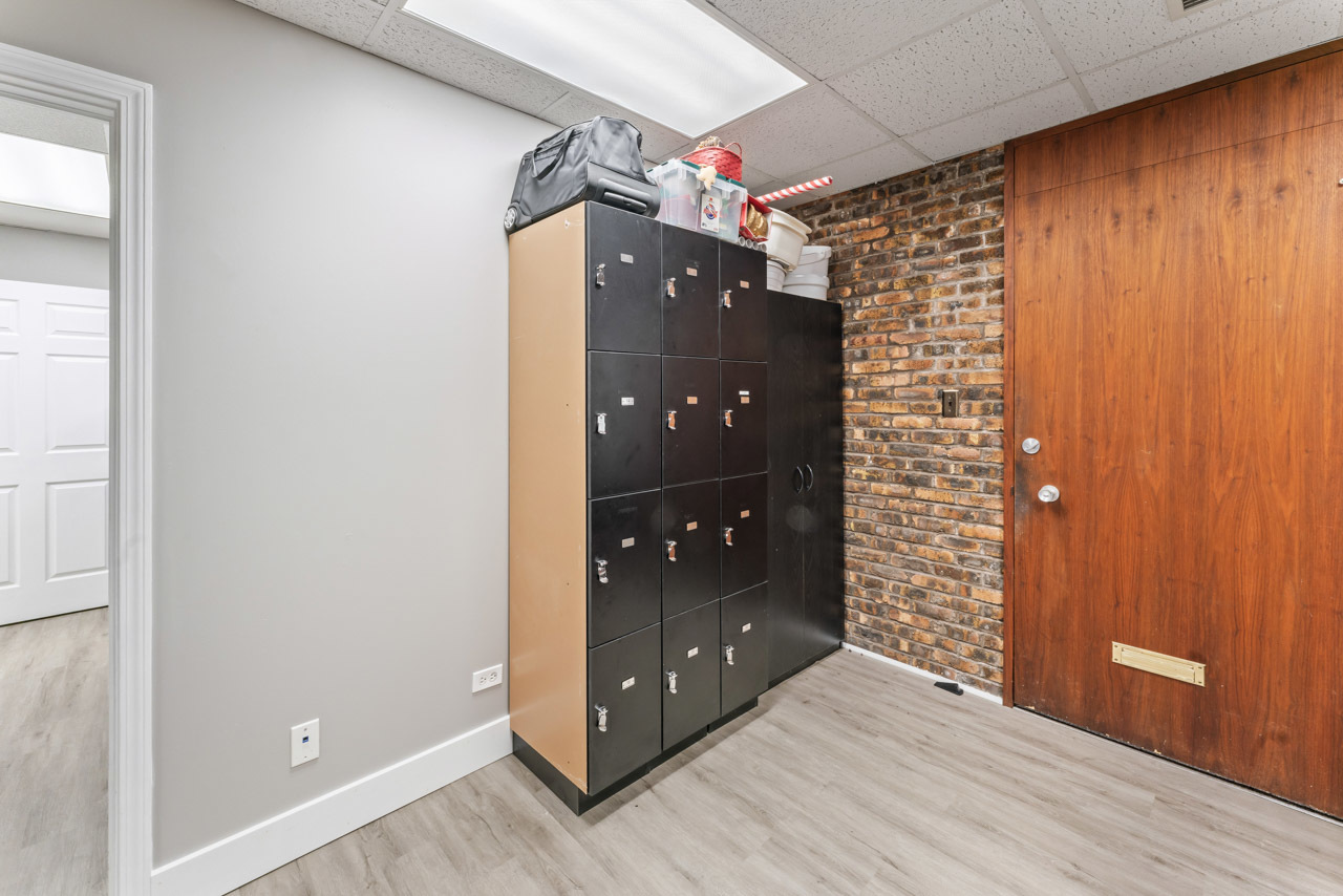 9999 Confidential Avenue Property Photo 12