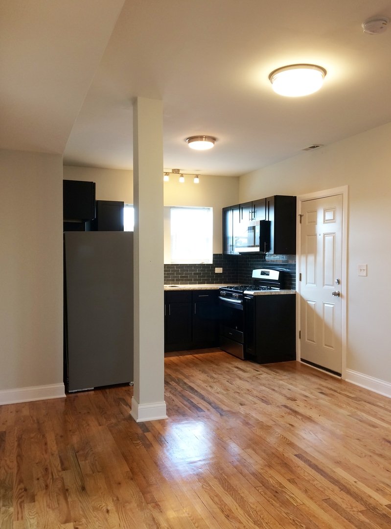 6847 S Indiana Avenue Property Photo 18