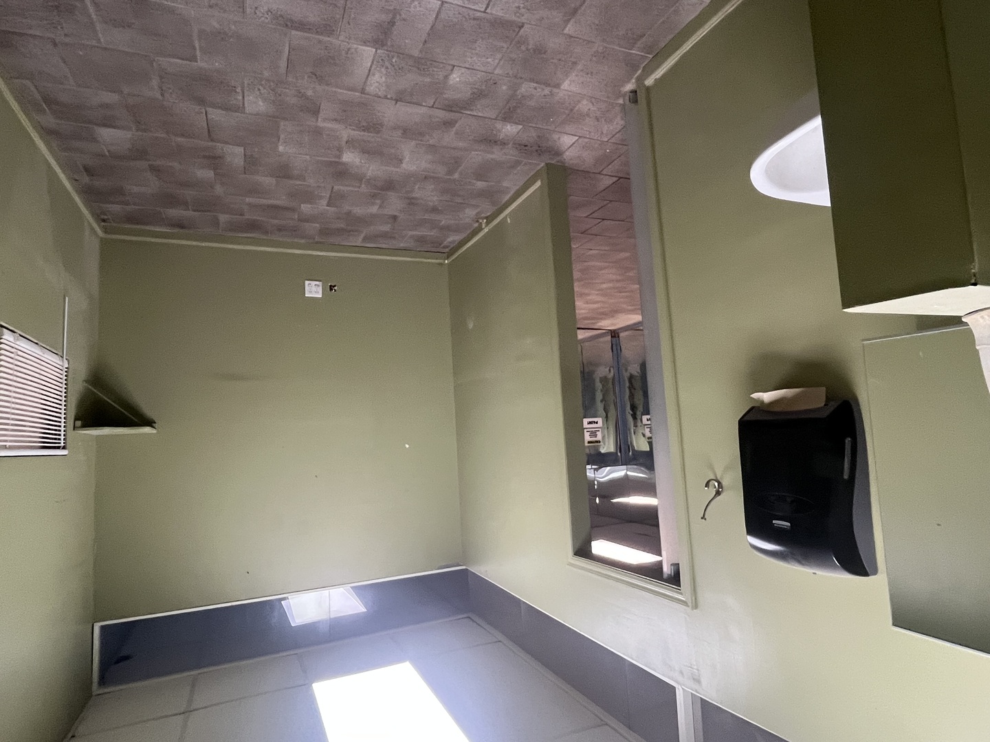 5245 W Diversey Avenue Property Photo 15