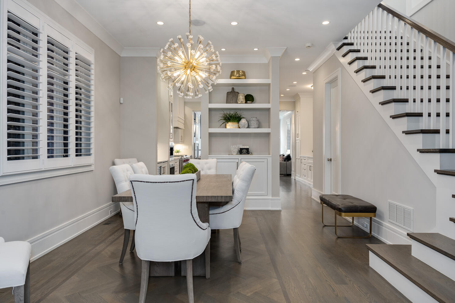 1823 N Bissell Street Property Photo 6