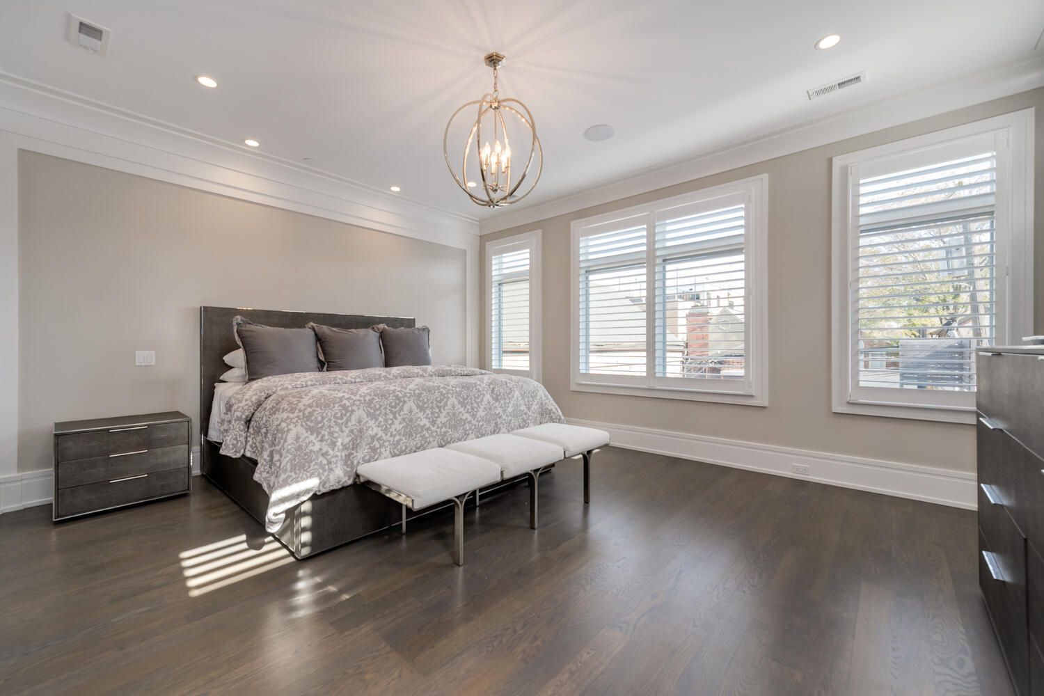 1823 N Bissell Street Property Photo 25