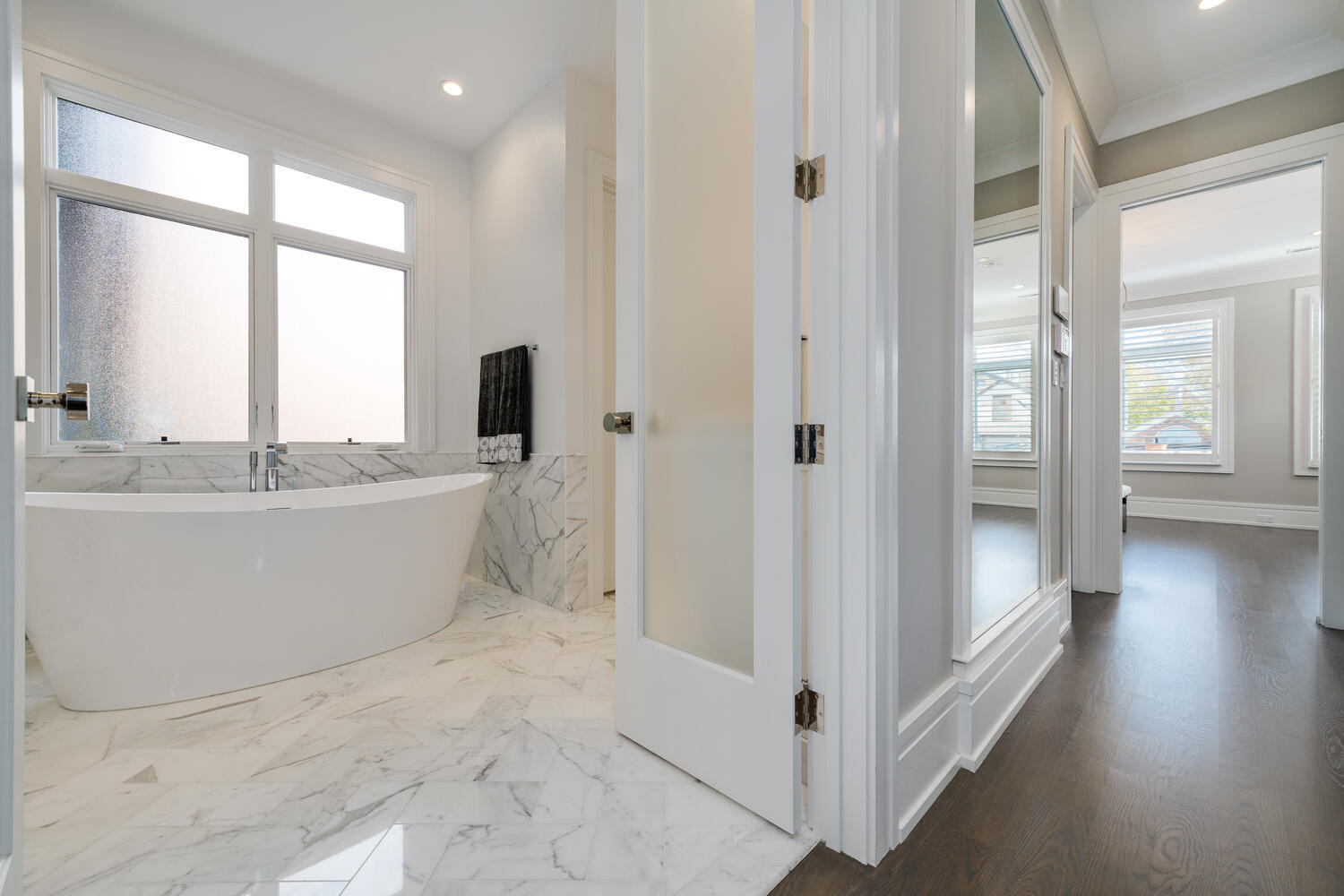 1823 N Bissell Street Property Photo 27