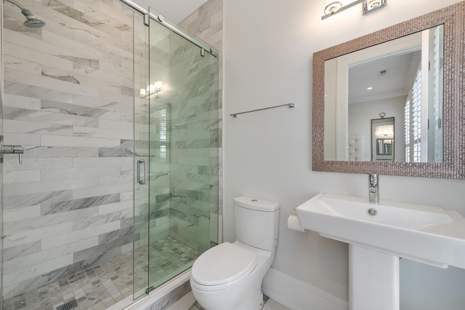 1823 N Bissell Street Property Photo 32