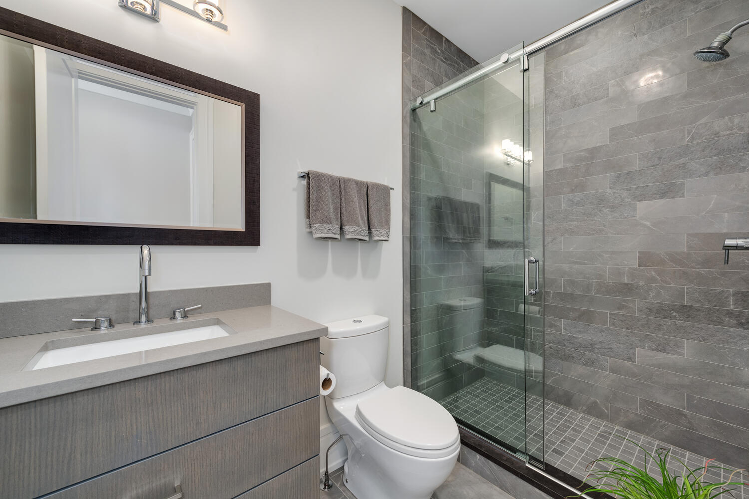 1823 N Bissell Street Property Photo 36