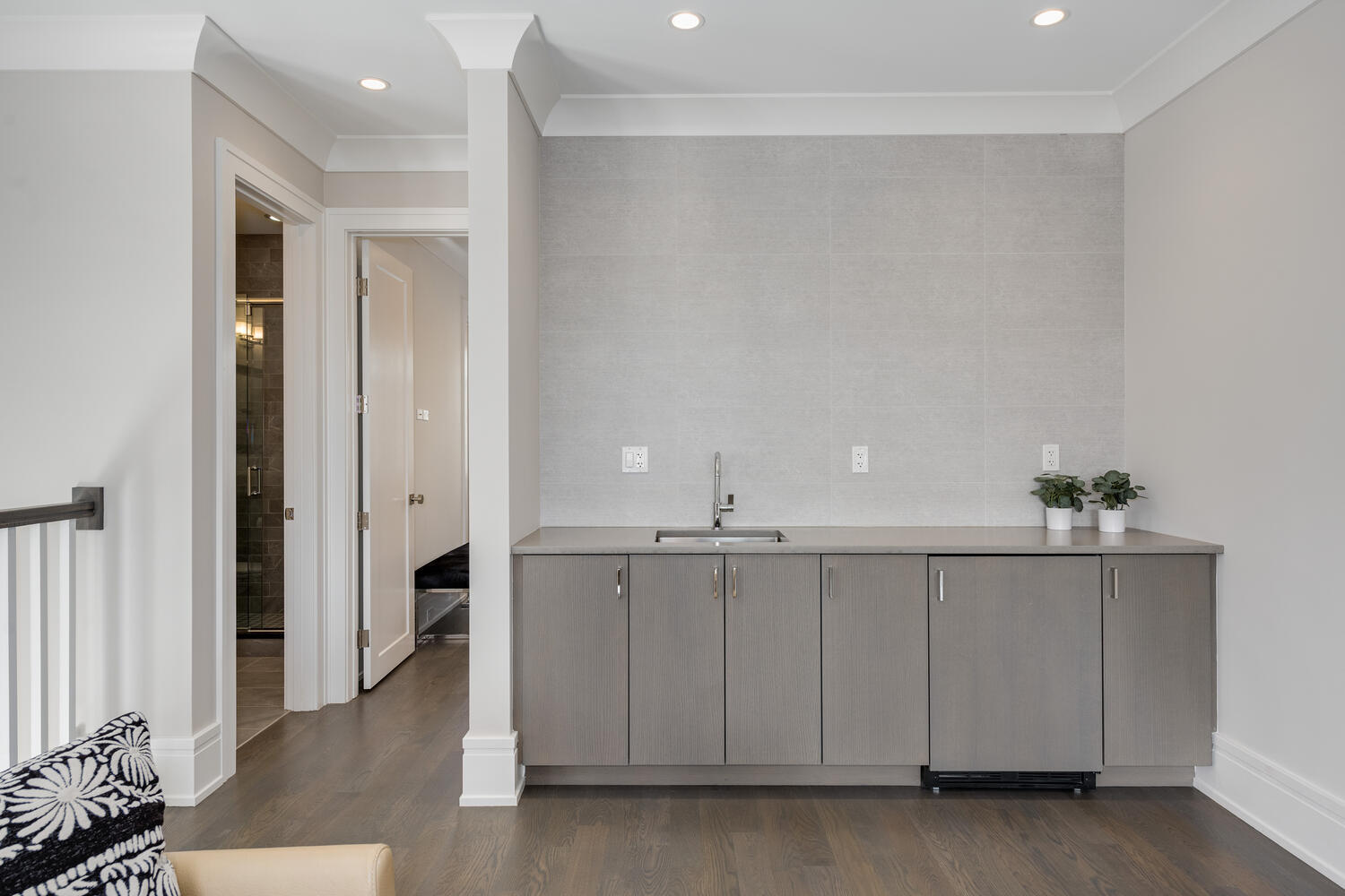 1823 N Bissell Street Property Photo 39