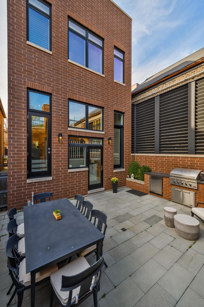 1823 N Bissell Street Property Photo 56