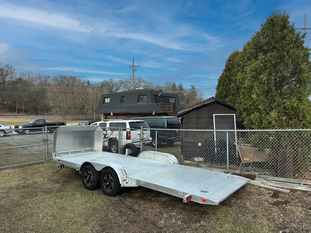 670 Northwest Highway Property Photo 4
