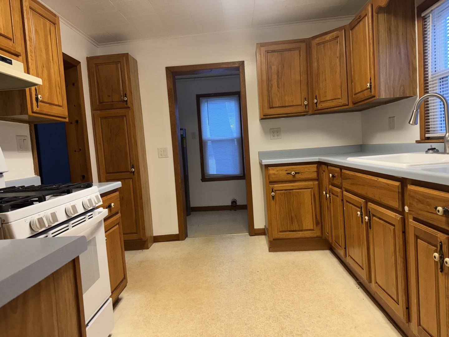 111 Monroe Street Property Photo 3