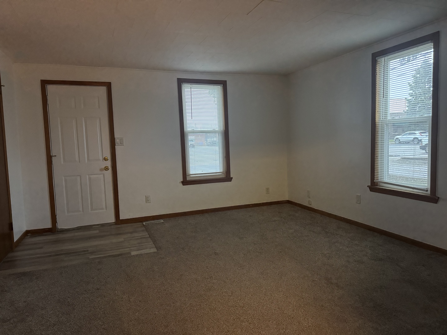 111 Monroe Street Property Photo 5