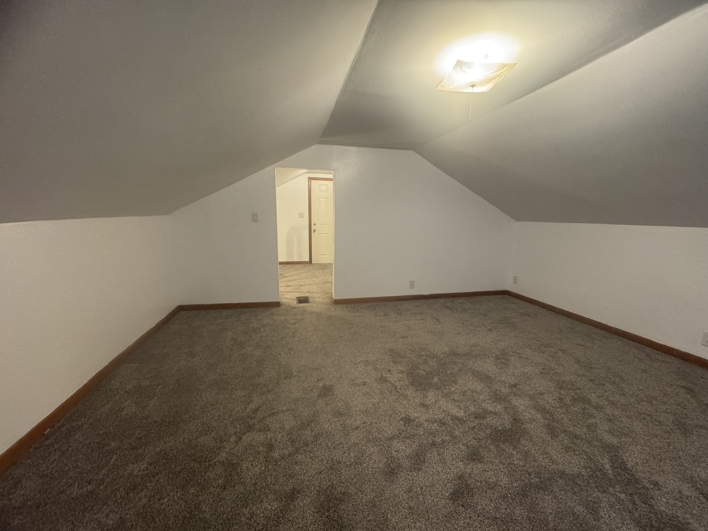 111 Monroe Street Property Photo 10