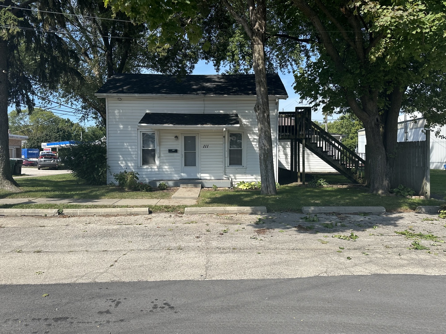 111 Monroe Street Property Photo 17