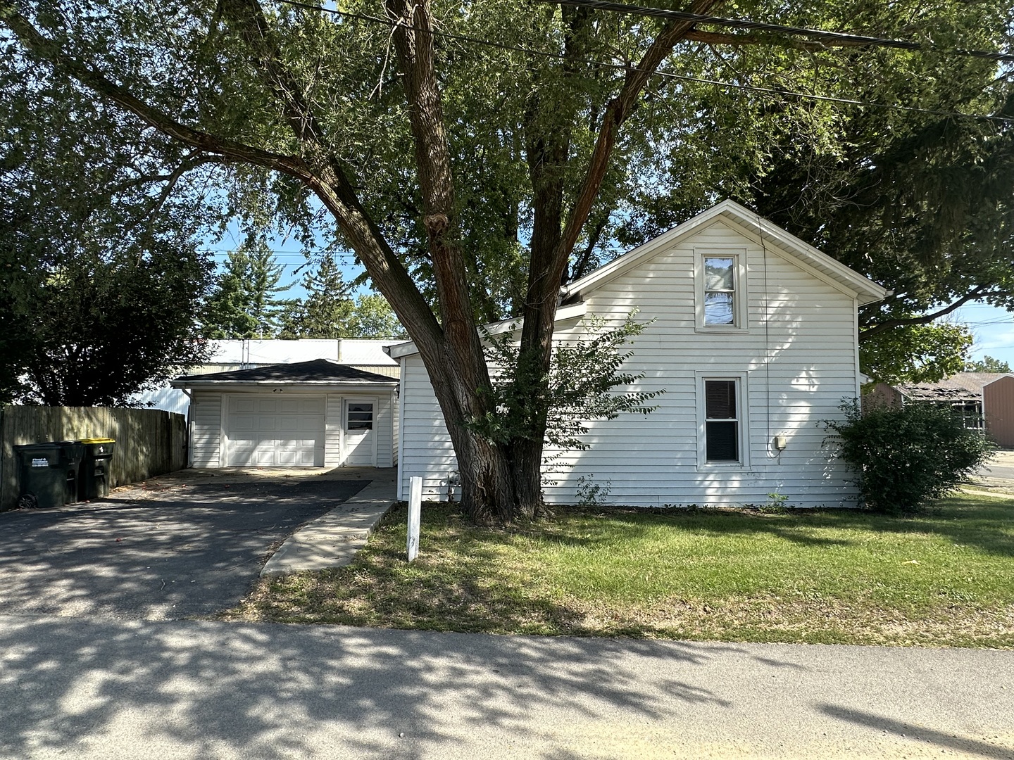 111 Monroe Street Property Photo 19