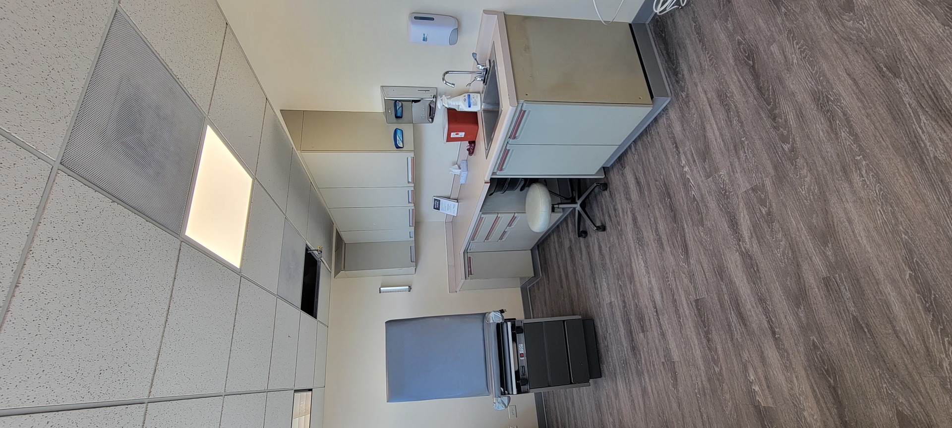 6187 S Archer Avenue Property Photo 13