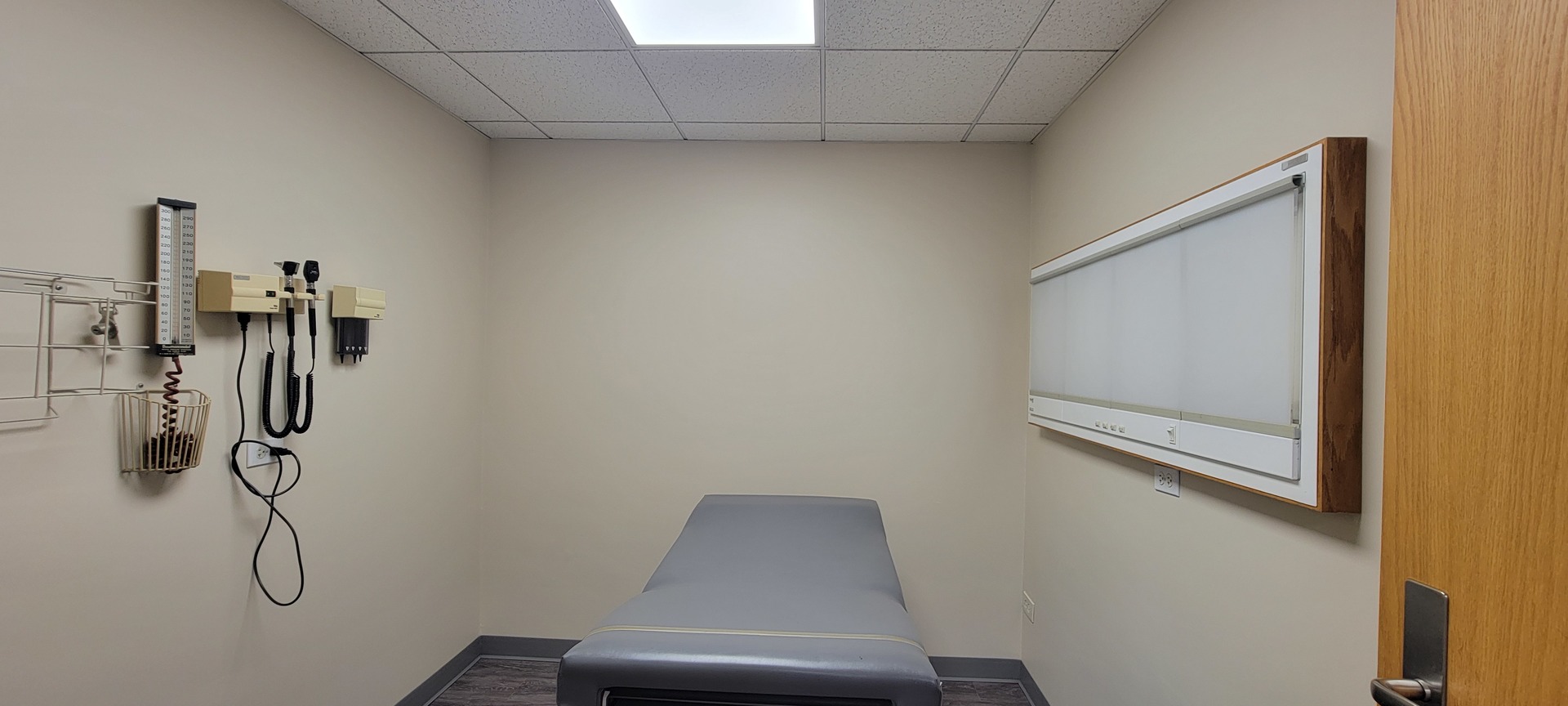 6187 S Archer Avenue Property Photo 15