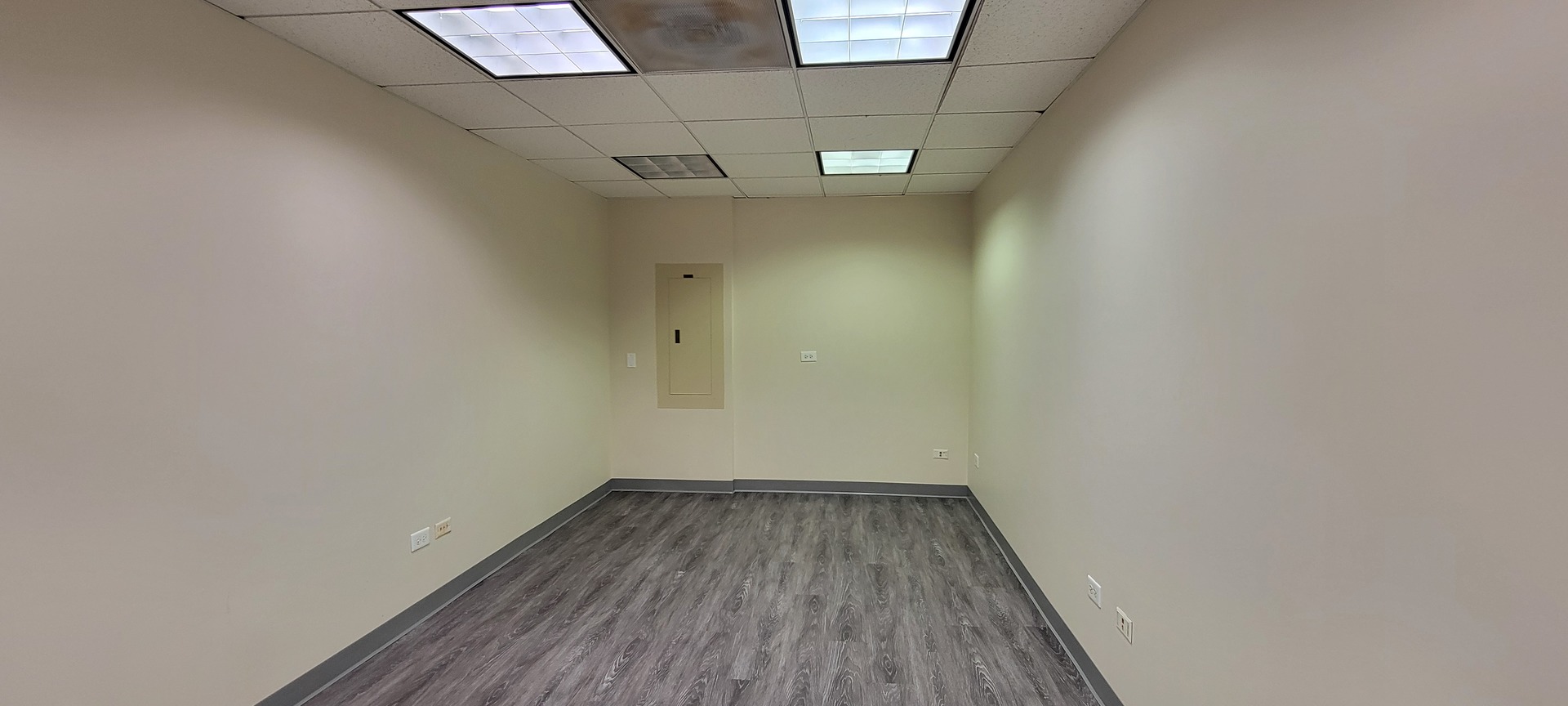 6187 S Archer Avenue Property Photo 23