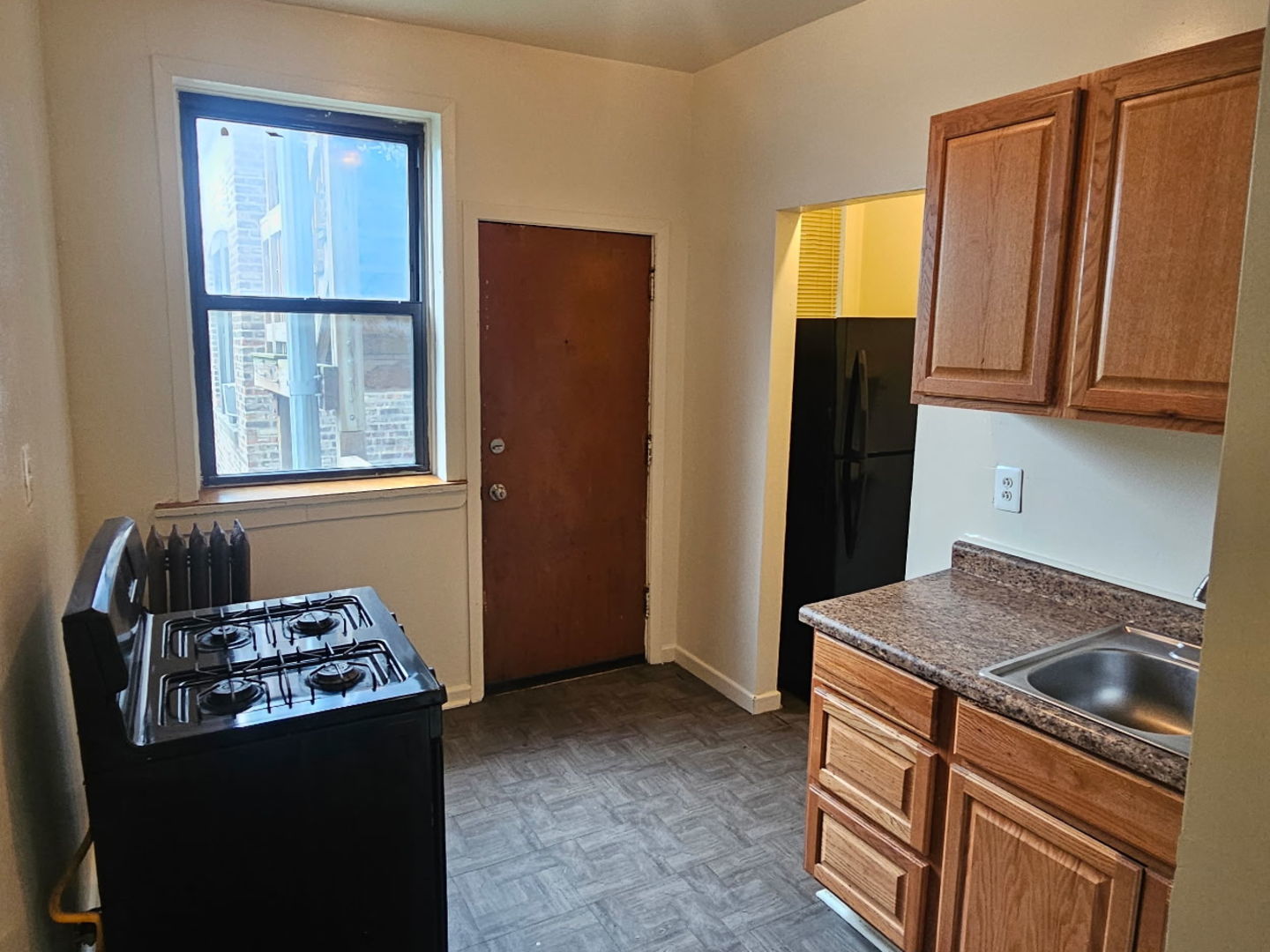 12448035 Property Photo 6