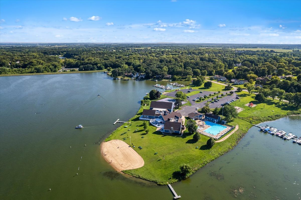 211 Candlewick Drive Property Photo 7