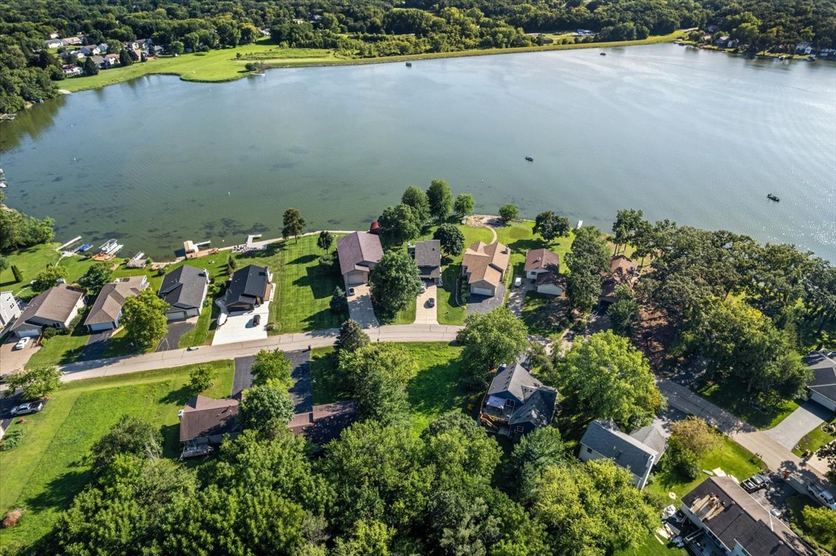 211 Candlewick Drive Property Photo 8