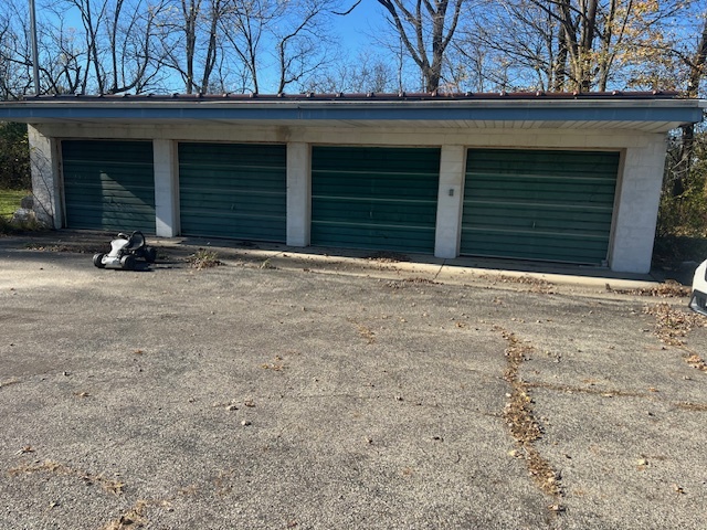 18845 W State Line Road Property Photo 2