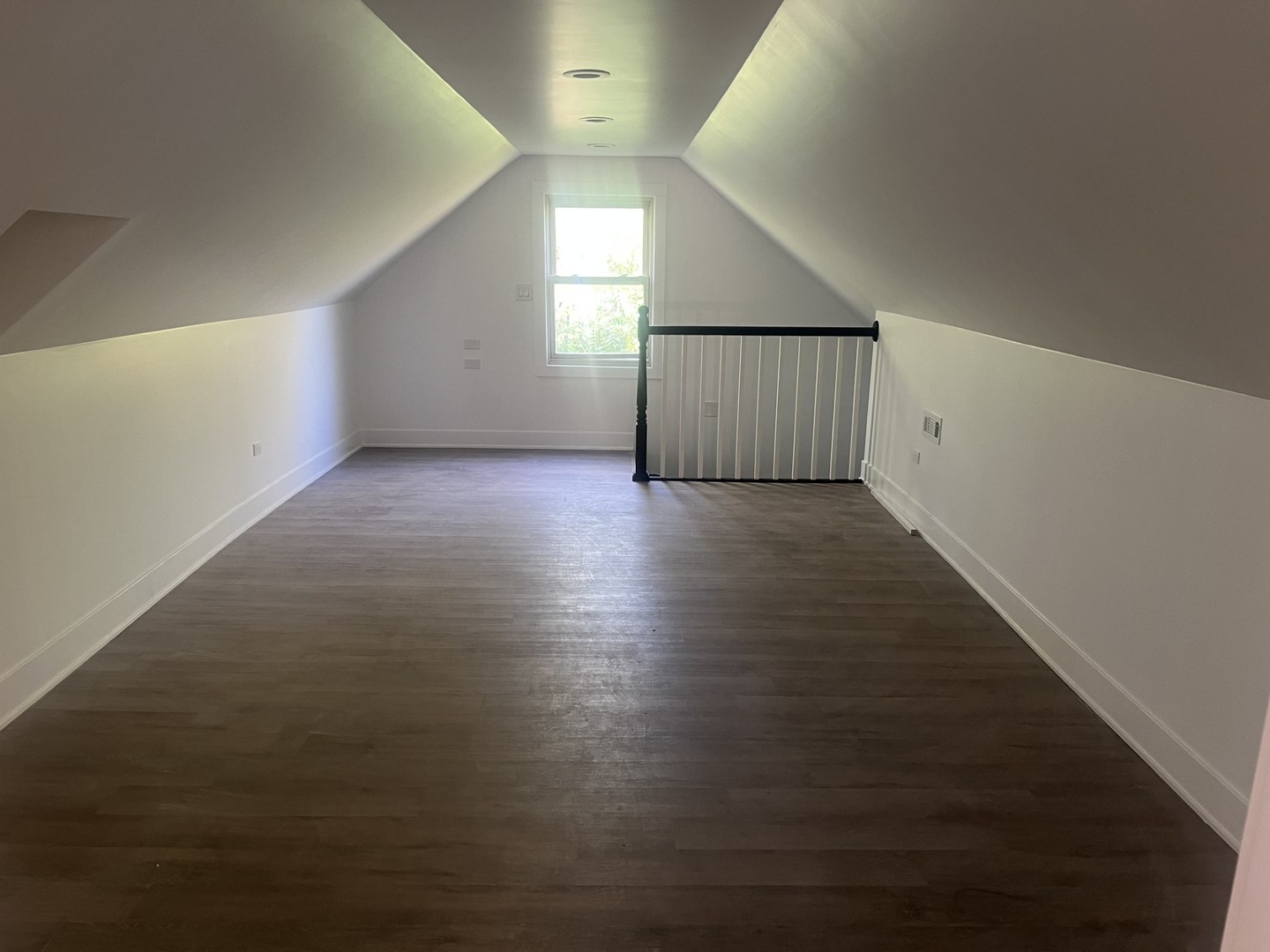 5310 S Wolcott Avenue Property Photo 10