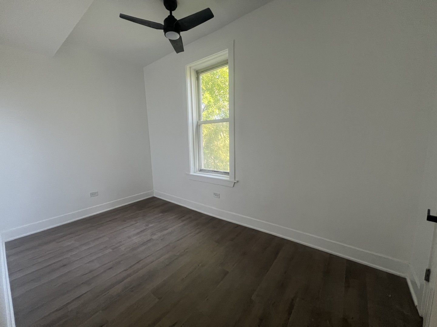 5310 S Wolcott Avenue Property Photo 12