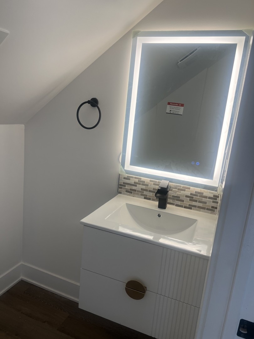 5310 S Wolcott Avenue Property Photo 16